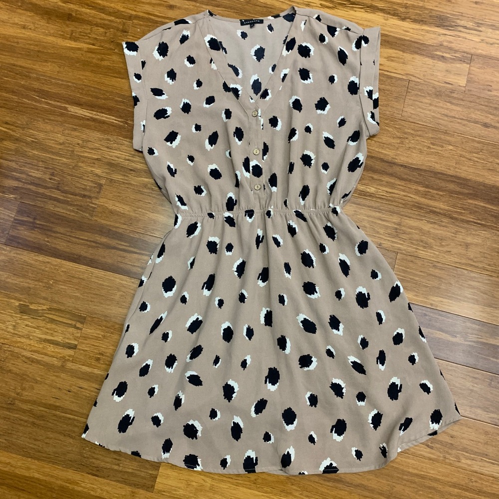Staccato Women's Tan Leopard Print V Neck Button‎ Front Mini Dress Size Large